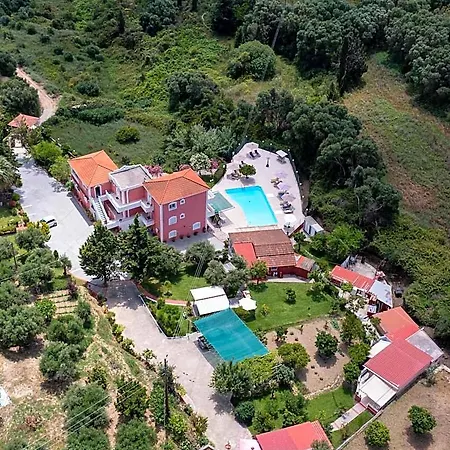 Amazona And 3* Valszamáta