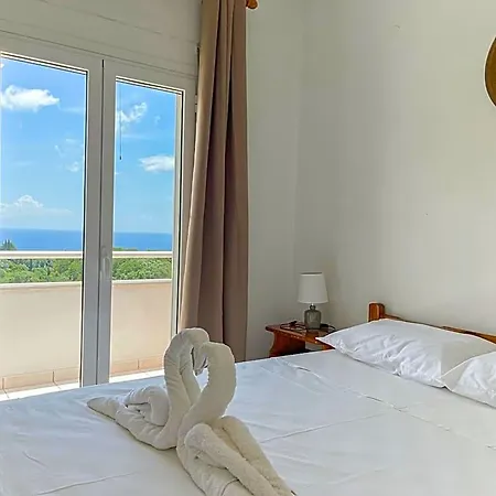 Hotel Amazona And