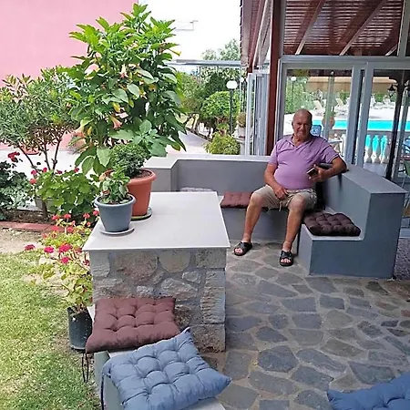 Hotel Amazona And